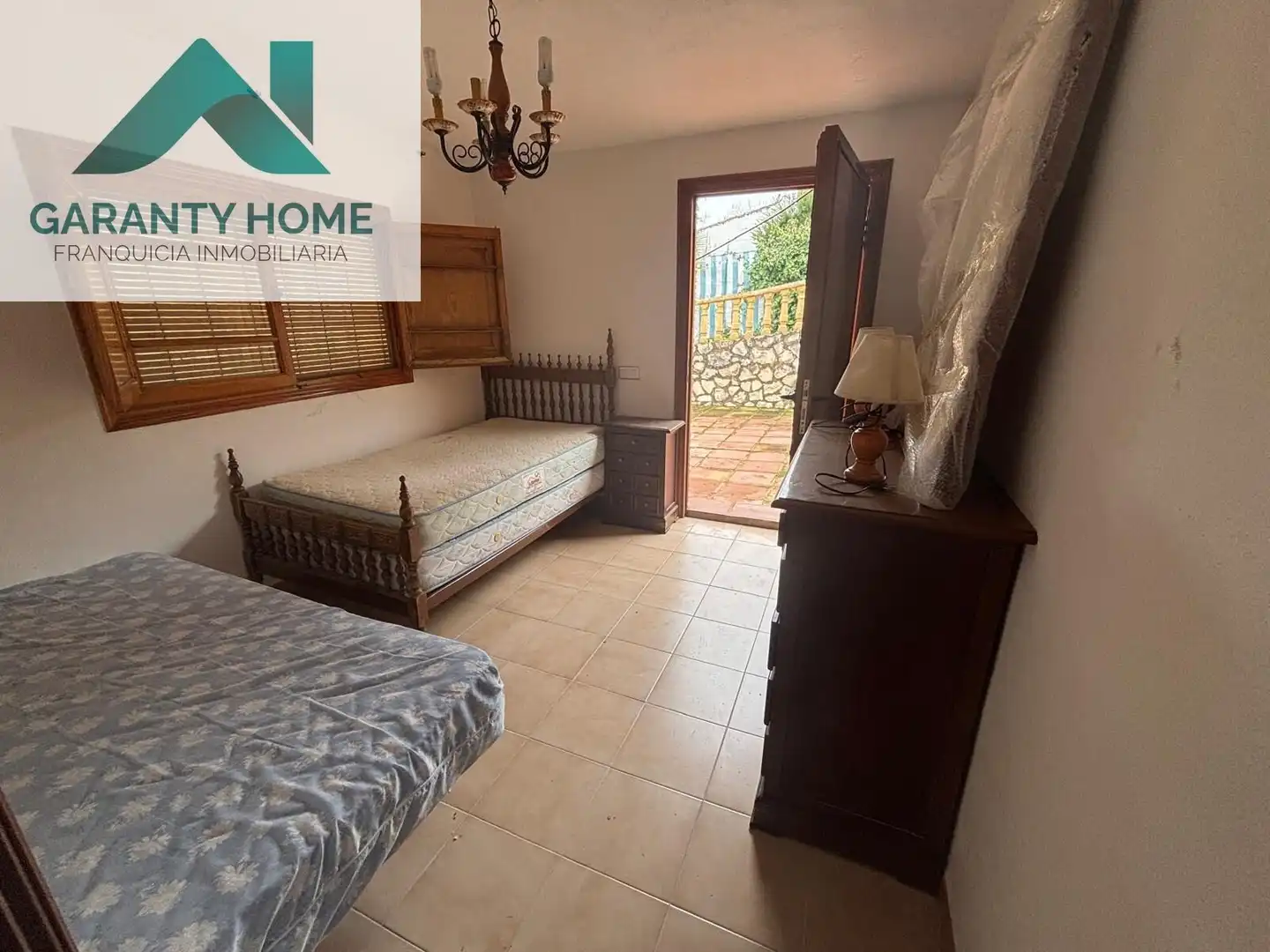 Vista exterior de Casa o chalet en venta en Rute con Jardín privado, Piscina y Amueblado