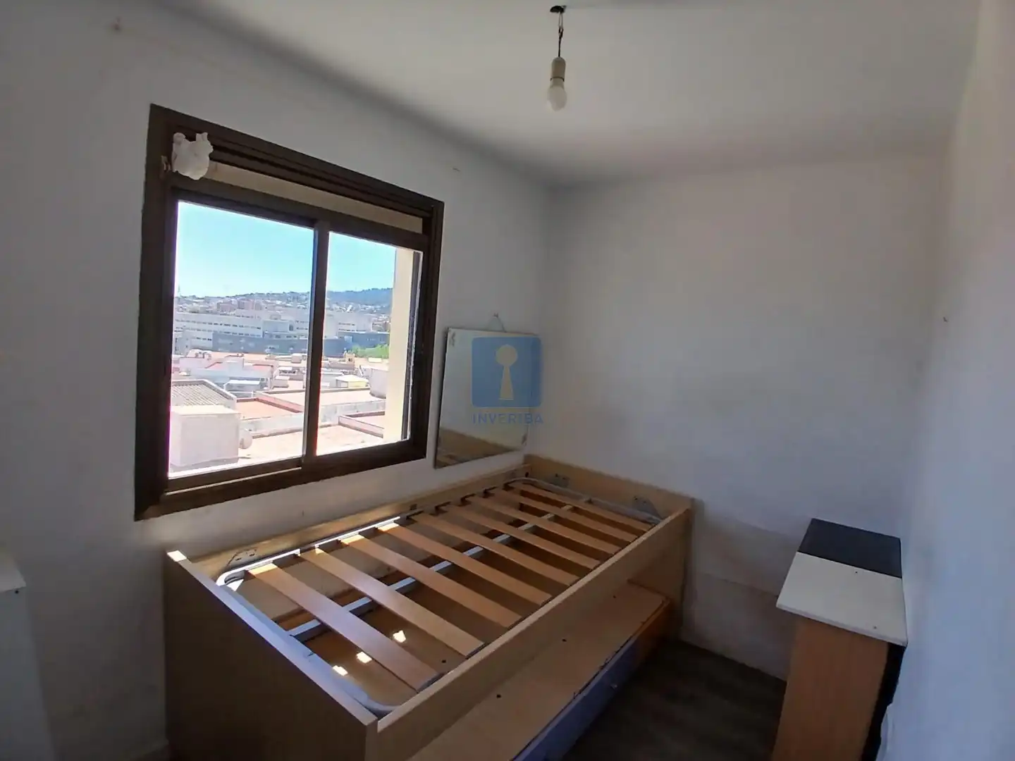 Dormitori de Pis en venda en Sant Boi de Llobregat amb Aire condicionat, Calefacció i Terrassa