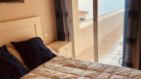 💎 Exclusividad en Primera Línea: Apartamento Reformado con Gran Terraza en Buenas Noches, Estepona, imatge 5