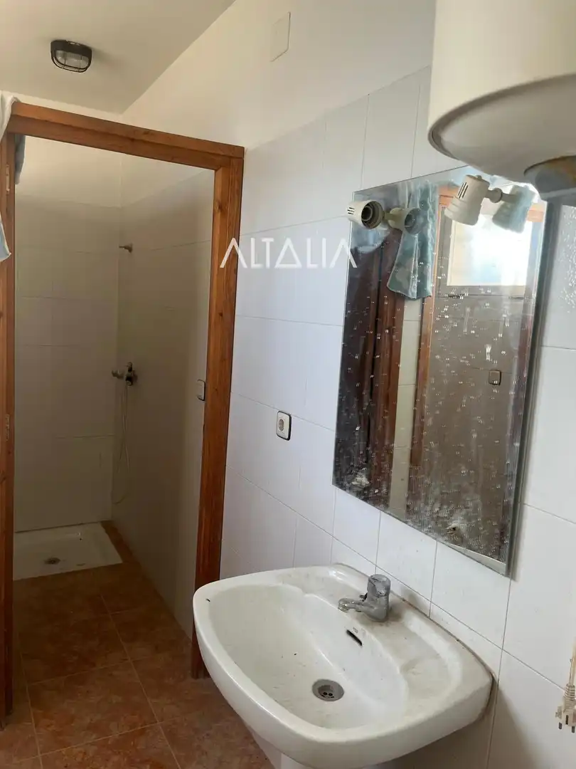 Baño de Nave industrial en venta en Osa de la Vega
