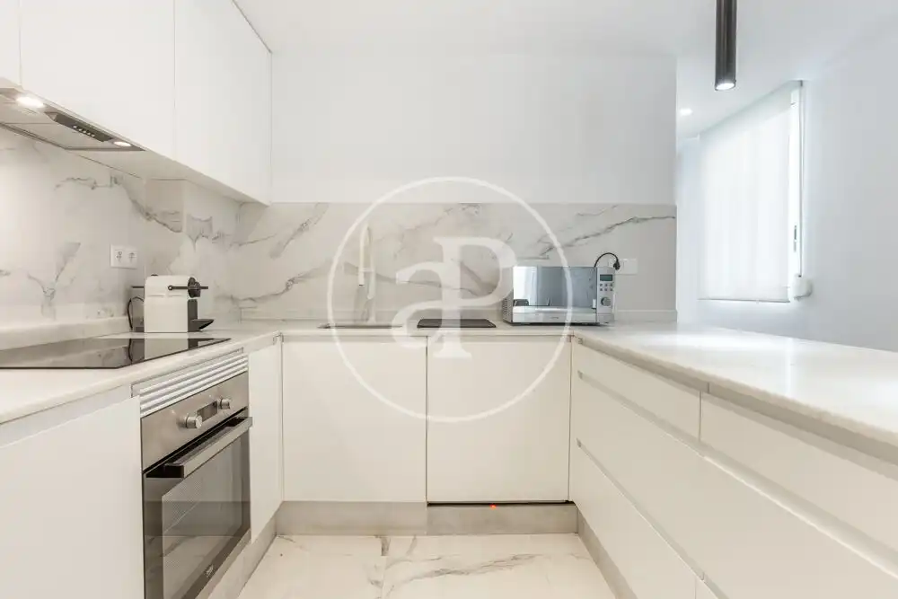 Cocina de Piso de alquiler en Valencia con Aire acondicionado, Calefacción y Amueblado