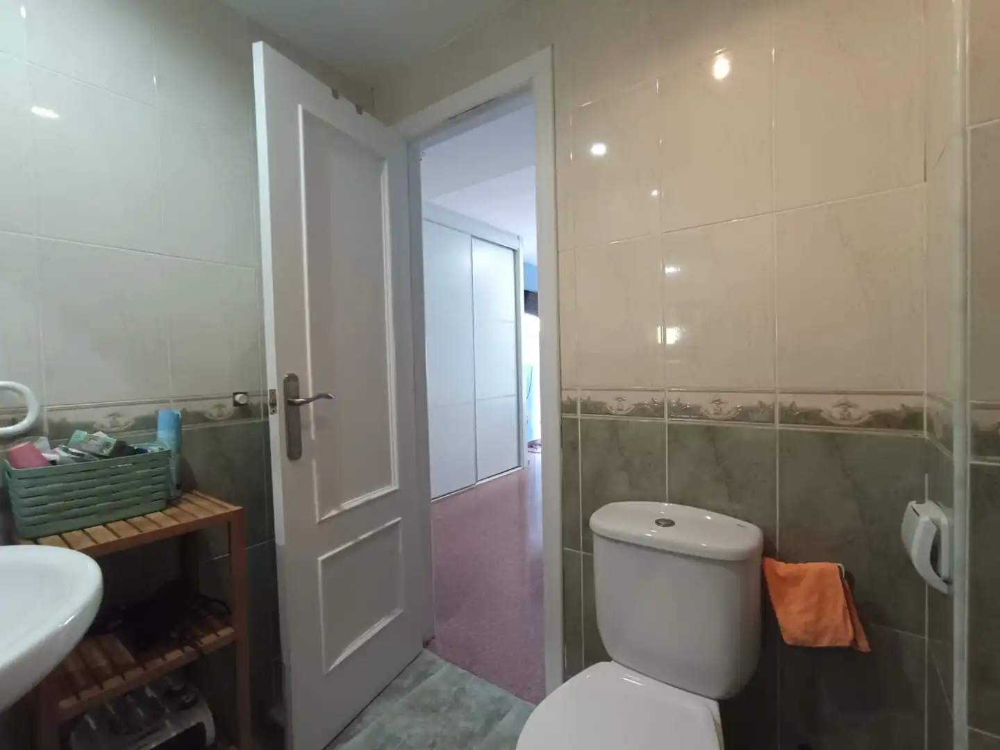 Bathroom of Flat for sale in Polop  with Storage room and Furnished