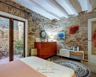 Bedroom of Planta baja for sale in  Barcelona Capital  with Air Conditioner, Heating and Parquet flooring