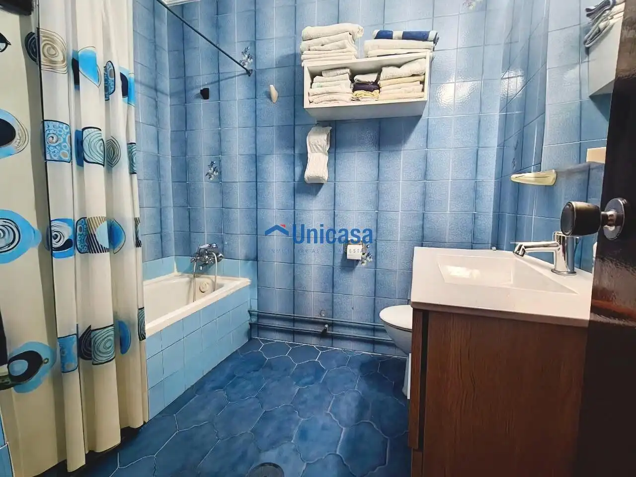 Bany de Casa o xalet en venda en Málaga
