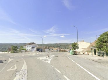 House for sale in Huelma