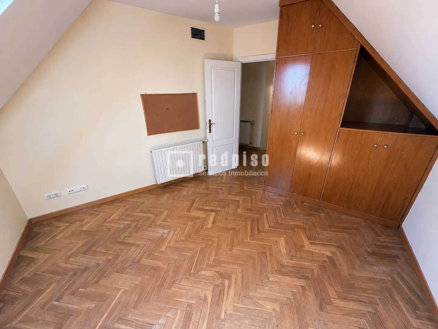 Habitación de Ático en venta en Madrid con Aire acondicionado, Calefacción y Parquet
