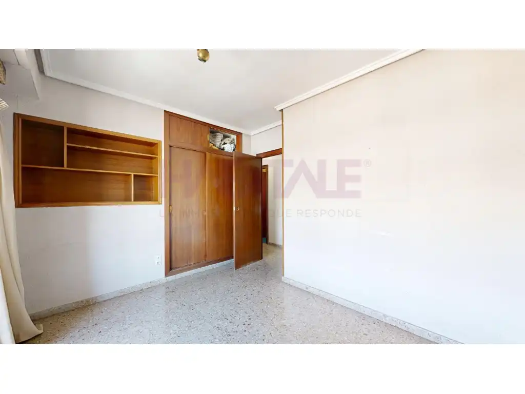 Habitación de Piso en venta en Valencia