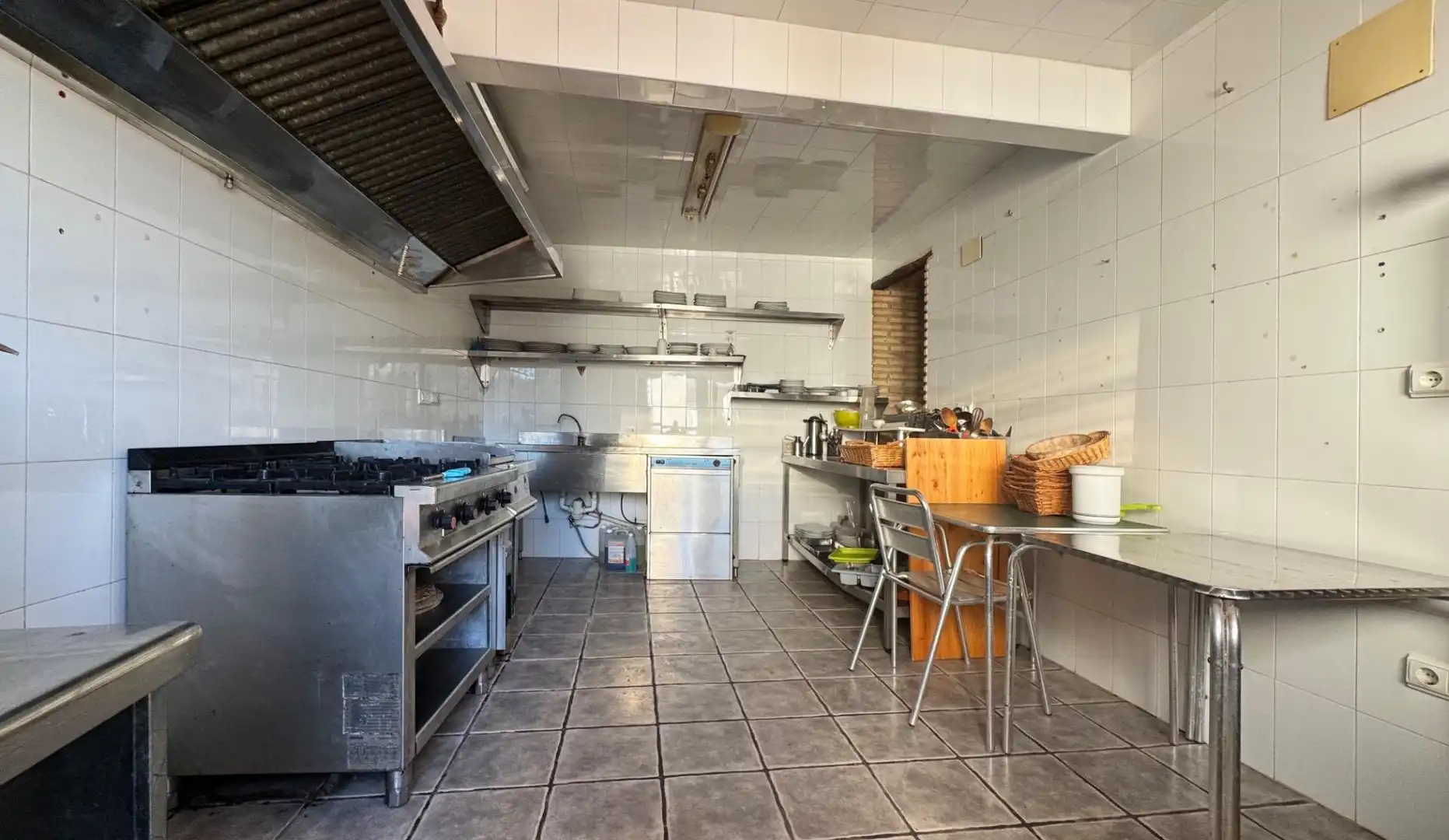Cocina de Local en venta en La Vall d'Ebo con Amueblado