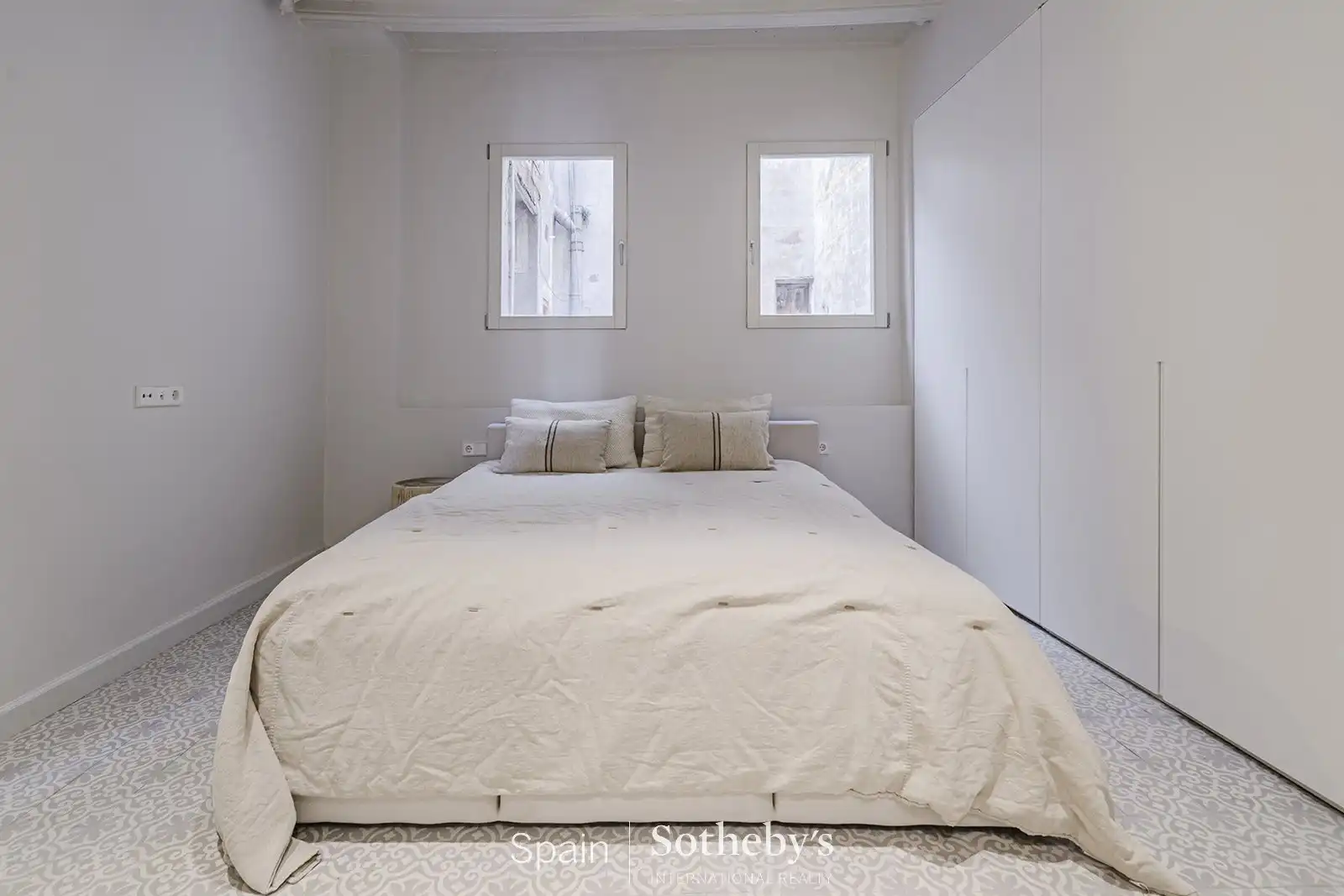 Dormitori de Apartament en venda en Barcelona amb Aire condicionat i Calefacció