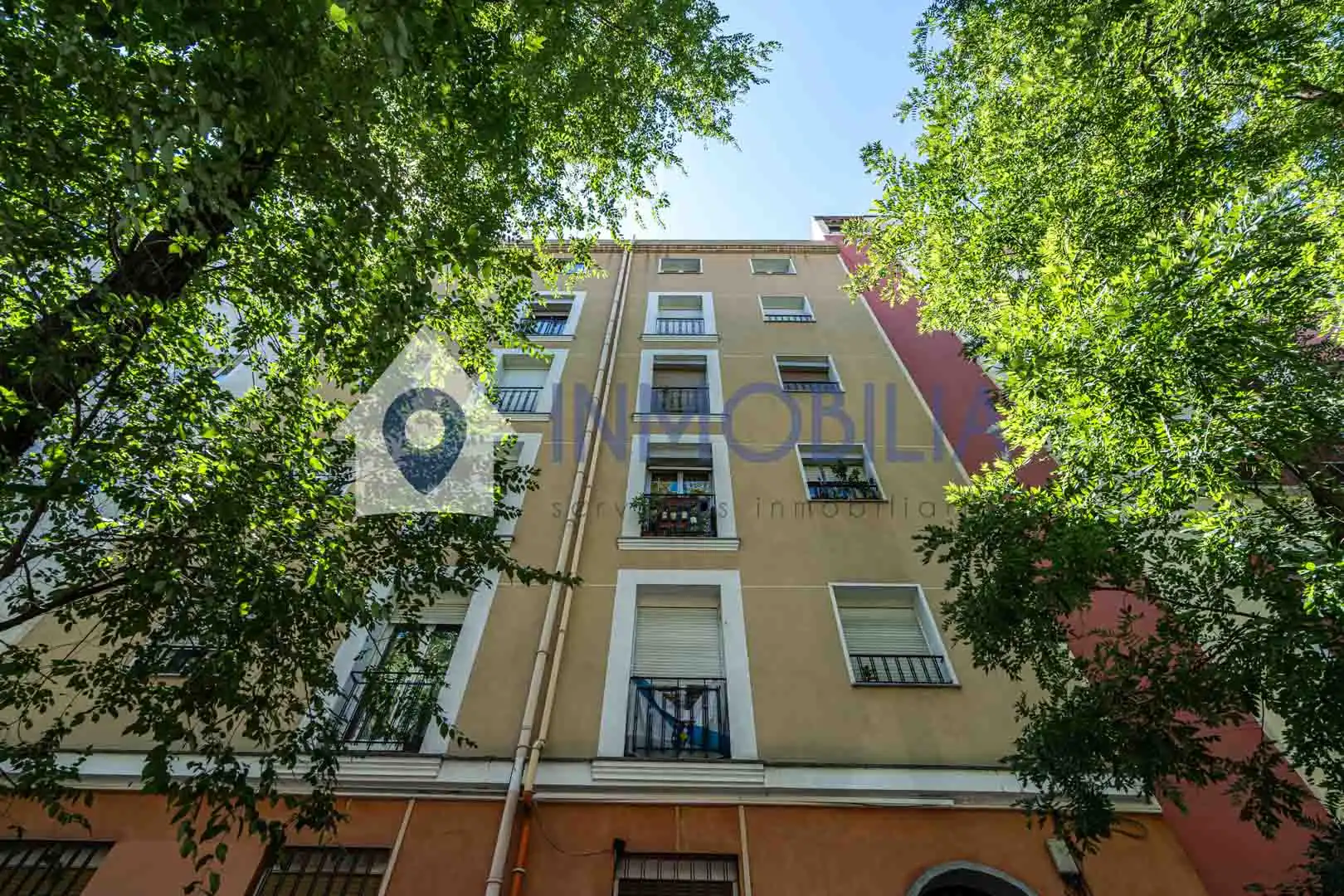Vista exterior de Pis en venda en Madrid amb Aire condicionat i Calefacció