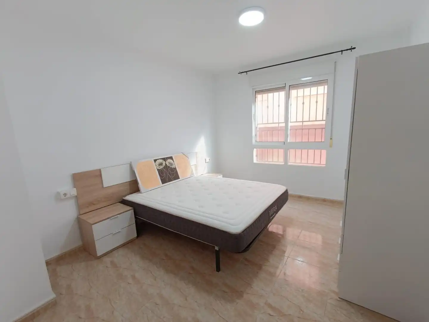 Habitación de Dúplex en venta en Águilas con Trastero, Amueblado y Balcón
