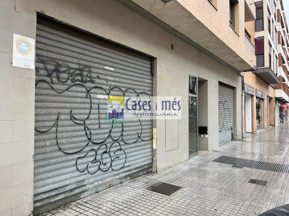 Business premises to rent in Ausias March, imagen 2