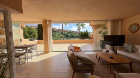 Foto 3 de Piso en venta en Paseo del Golf, 21, Santa María, Marbella