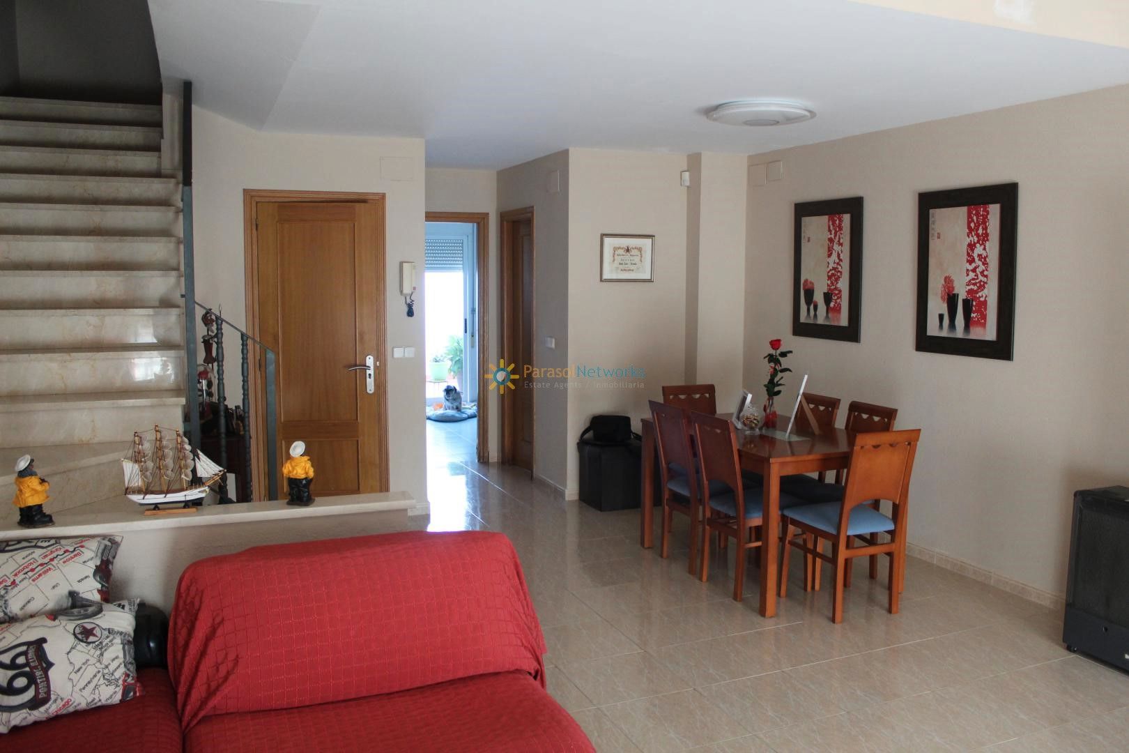 Sala de estar de Casa adosada en venta en Piles con Aire acondicionado, Trastero y Amueblado