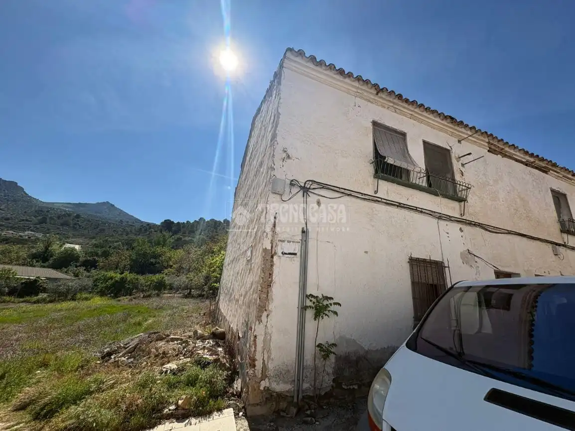 Wohnbaugrundstück zum Verkauf in Los Villares