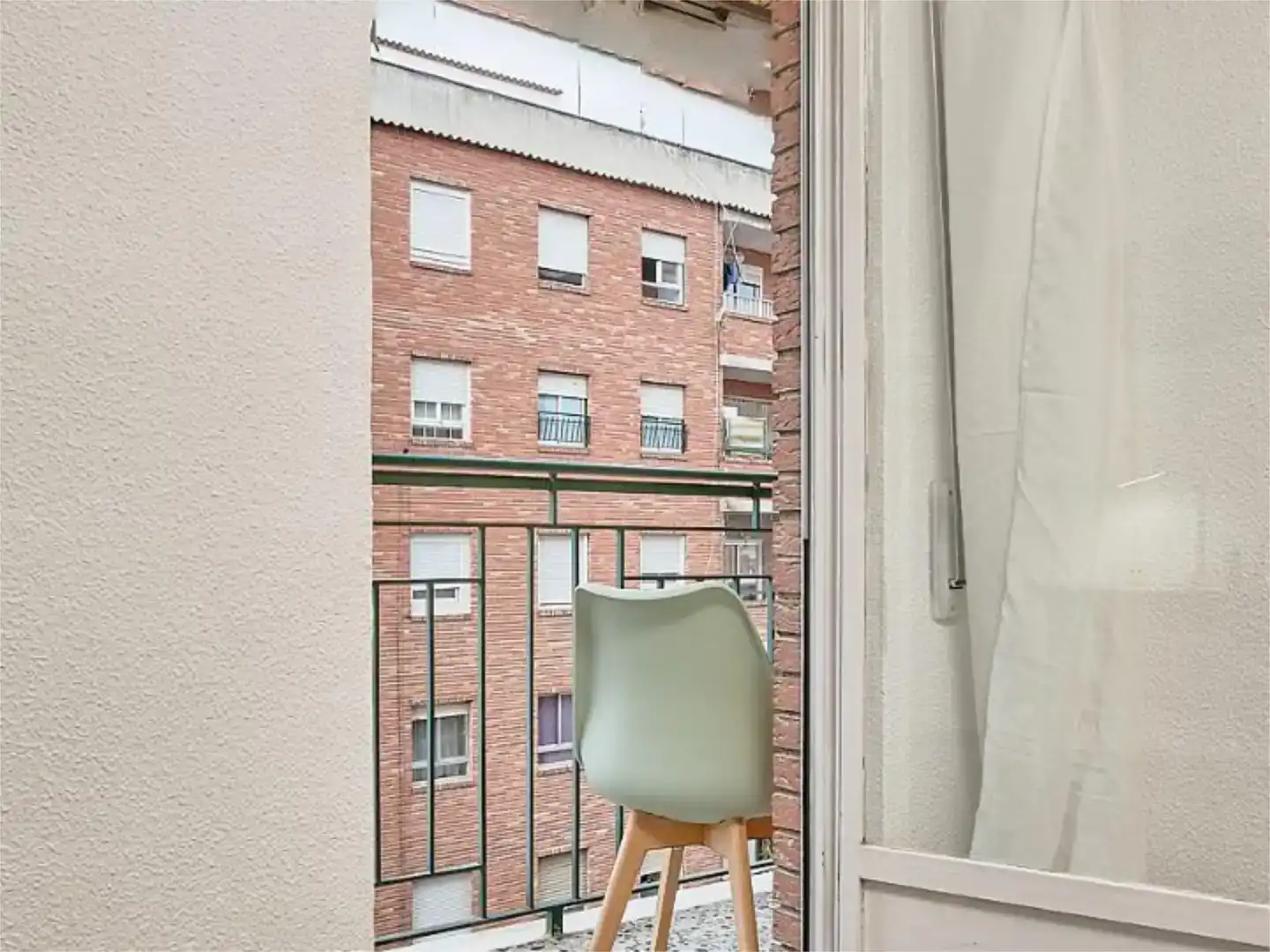 Balcony of Flat for share in Casco Urbano