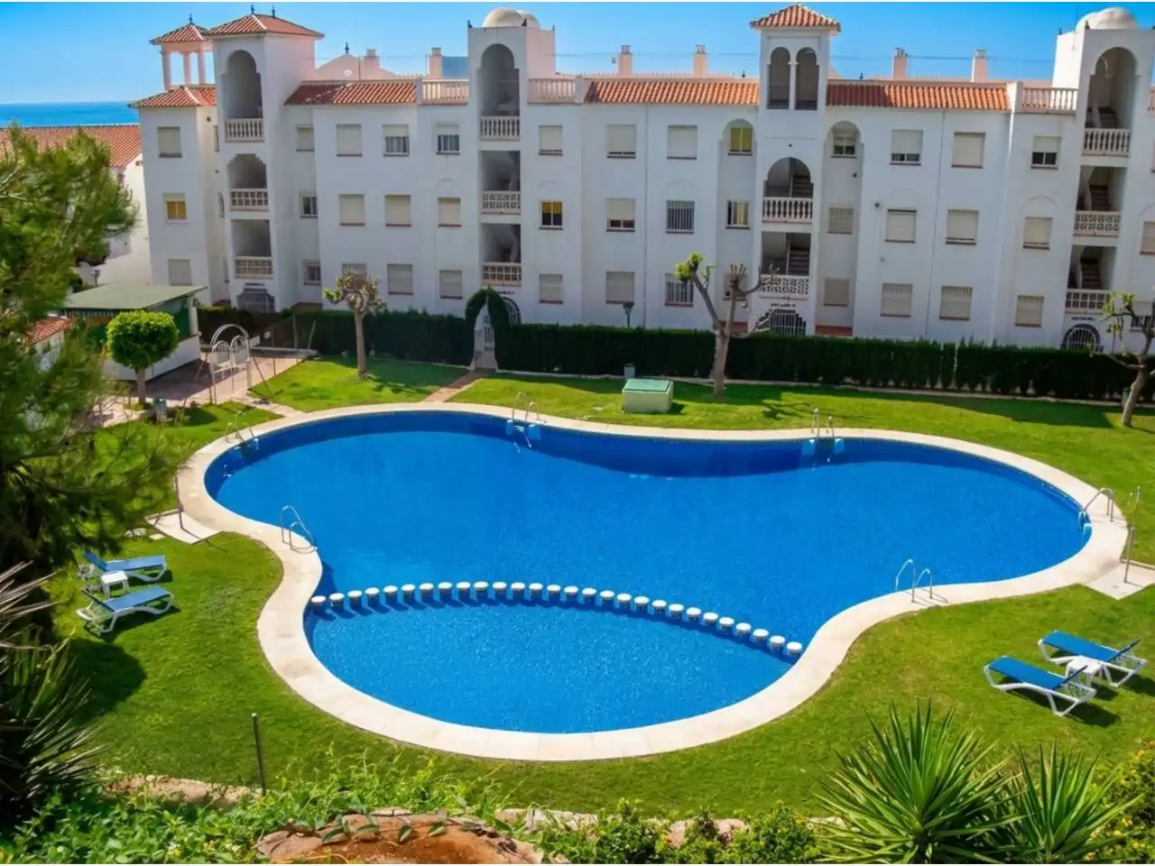 Piscina de Piso en venta en Rincón de la Victoria con Aire acondicionado, Terraza y Trastero
