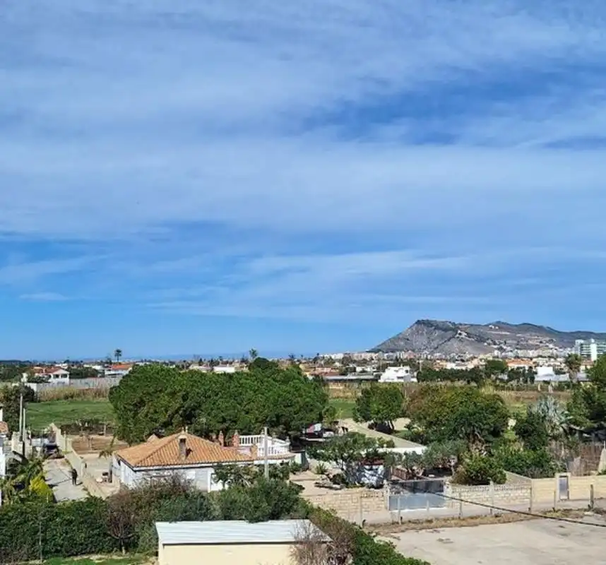 Exterior view of Commercial properties for sale in Cullera  with Air Conditioner, Heating and Terrace