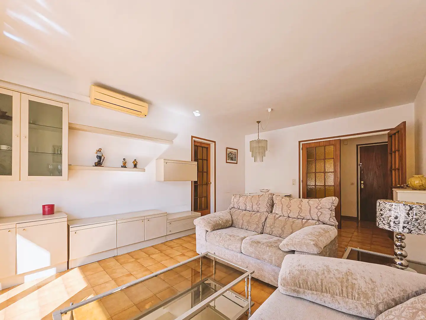 Sala de estar de Piso de alquiler en Sant Pol de Mar con Aire acondicionado, Calefacción y Amueblado