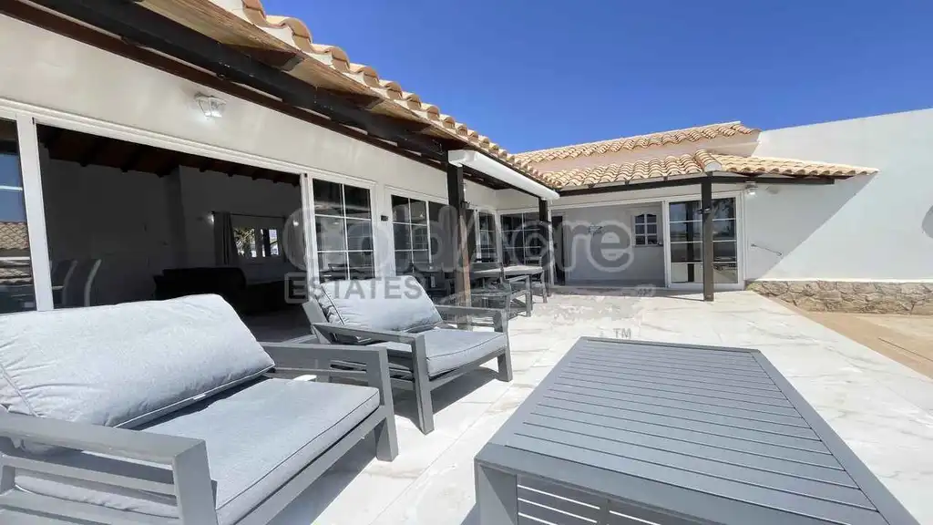 Terrassa de Casa o xalet en venda en Antigua