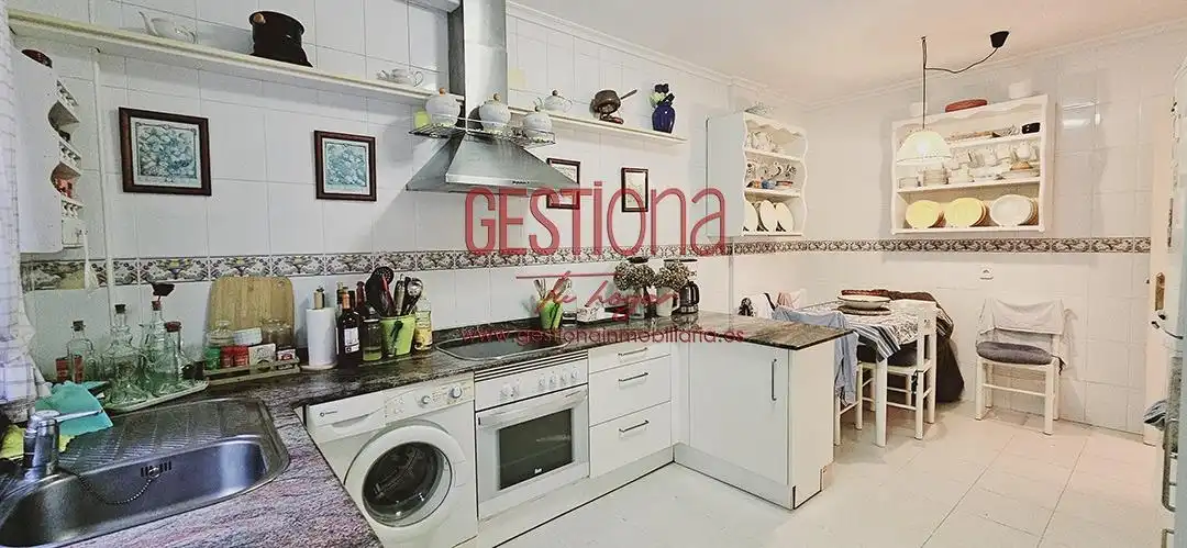 Cocina de Casa o chalet en venta en Solórzano con Jardín privado, Amueblado y Alarma