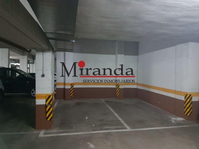 Garage for sale in Centro
