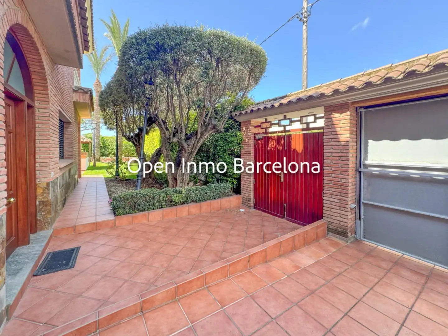 Exterior view of Houses for sale in Castelldefels  with Air Conditioner, Heating and Private garden