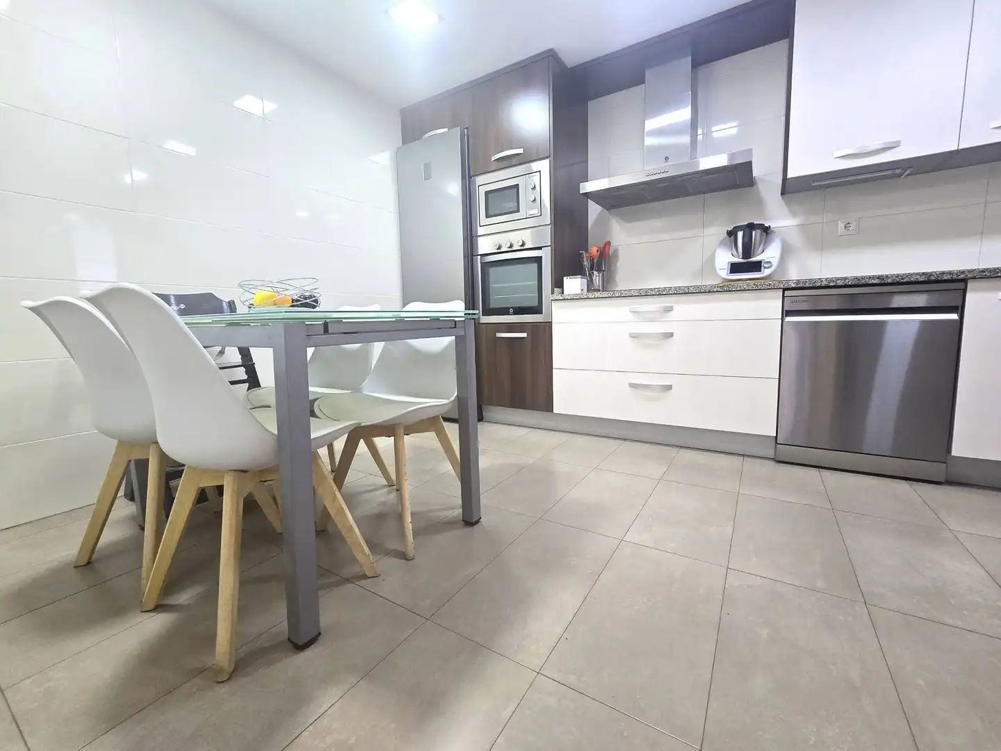 Kitchen of Flat for sale in Reus  with Air Conditioner, Heating and Terrace