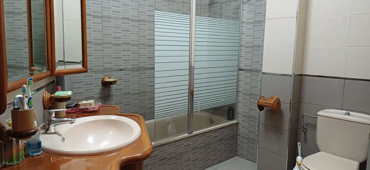 Bathroom of Flat for sale in Mieres (Asturias)  with Heating, Storage room and Swimming Pool