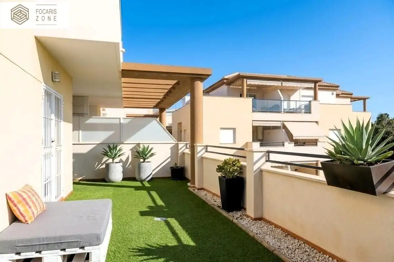 Terraza de Dúplex en venta en Benalmádena con Aire acondicionado, Jardín privado y Terraza