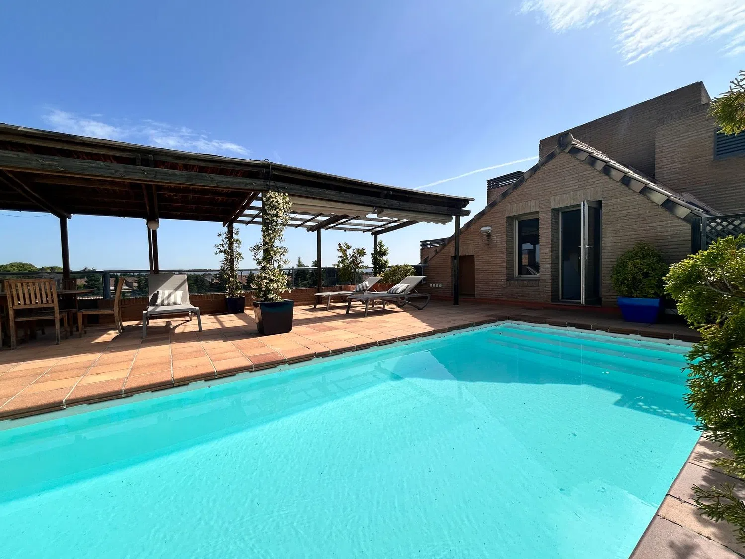 Attic for sale in La Finca