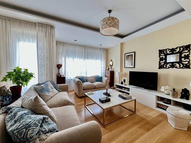 Piso en Venta en De Bravo Murillo en Trafalgar