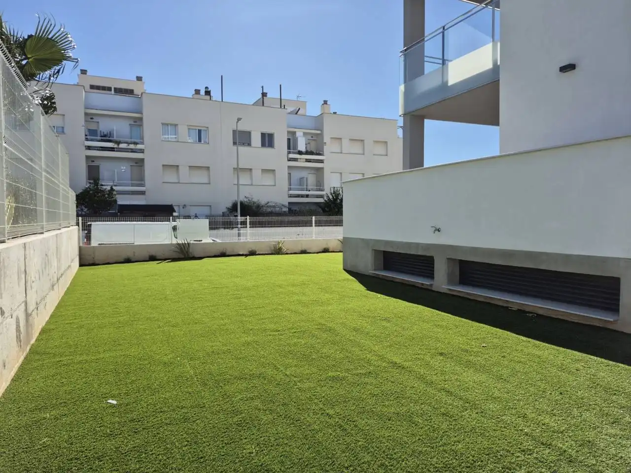 Terrassa de Pis en venda en Cubelles amb Aire condicionat, Calefacció i Jardí privat