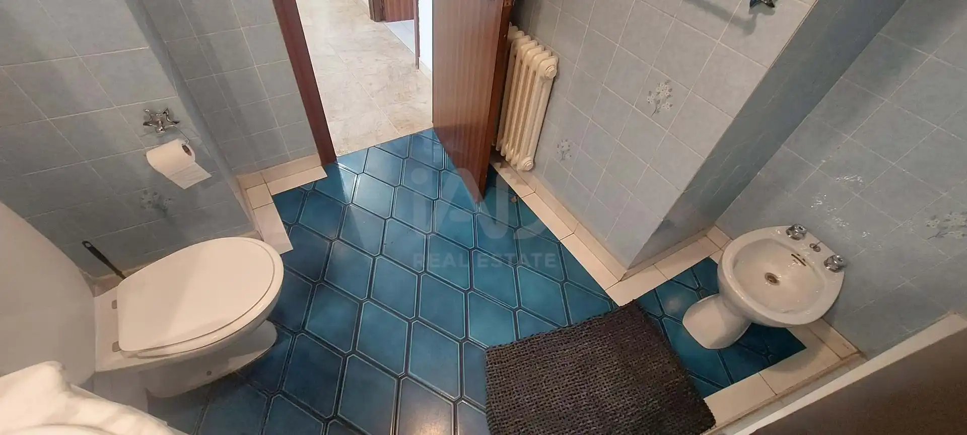 Baño de Piso de alquiler en La Robla  con Terraza