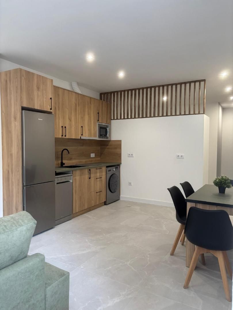 Cuina de Apartament en venda en  Sevilla Capital