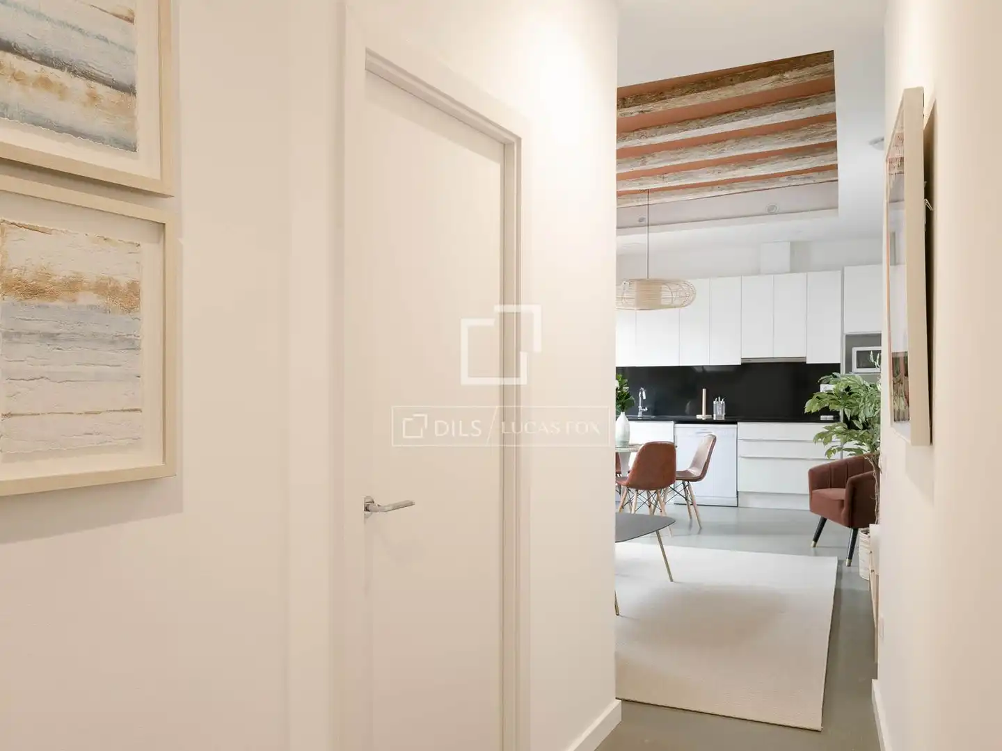 Flat for sale in Barcelona  with Air Conditioner, Terrace and Furnished