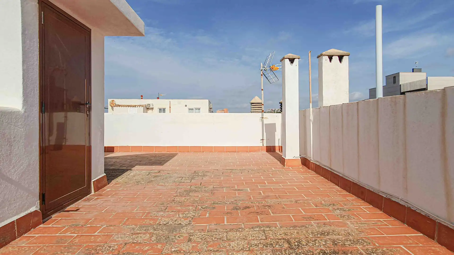 Casa adosada de alquiler en Colònia Sant Jordi