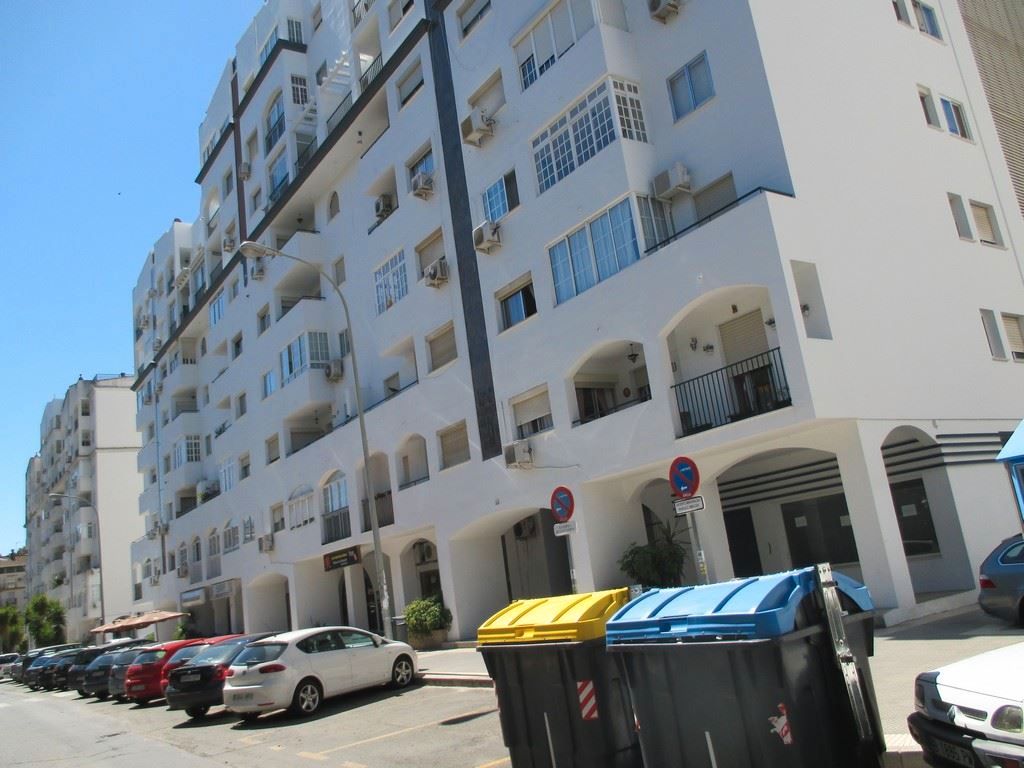 Vista exterior de Pis en venda en  Huelva Capital amb Balcó