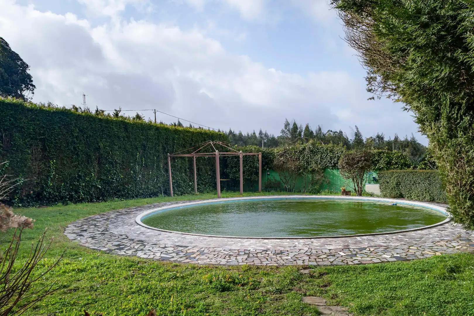Piscina de Casa o chalet en venta en A Coruña Capital  con Calefacción, Jardín privado y Terraza