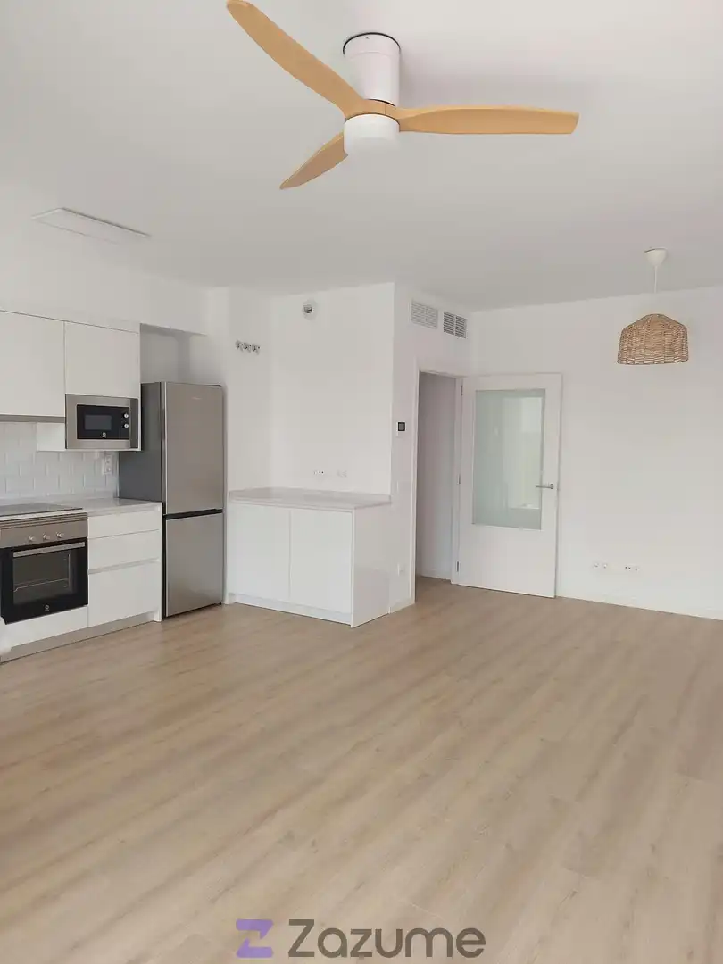 Kitchen of Flat for rent in Dos Hermanas  with Air Conditioner, Heating and Private garden