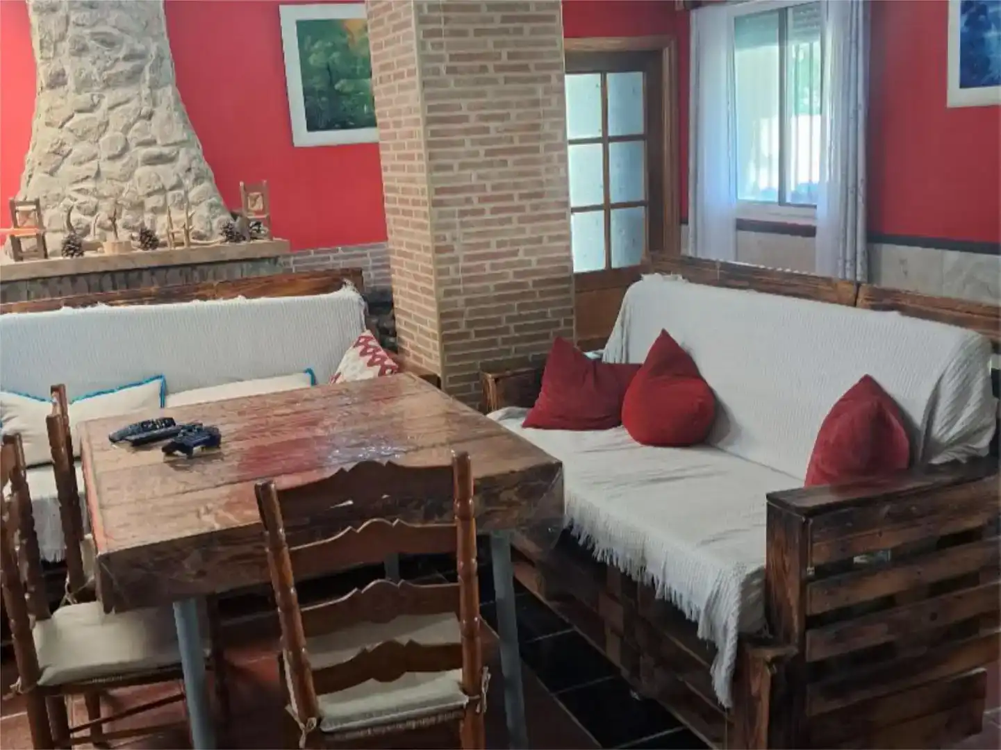 Sala d'estar de Pis en venda en Navalmoral de la Mata amb Aire condicionat, Jardí privat i Traster