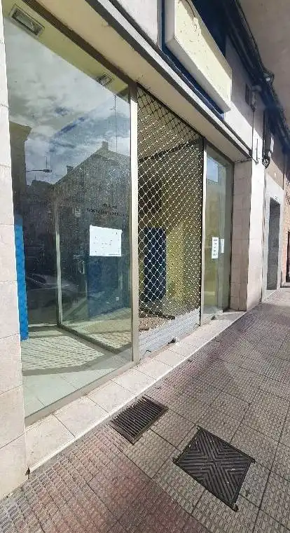 Vista exterior de Local de alquiler en  Logroño con Aire acondicionado