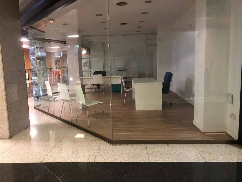 Local en venta en Alicante / Alacant con Aire acondicionado