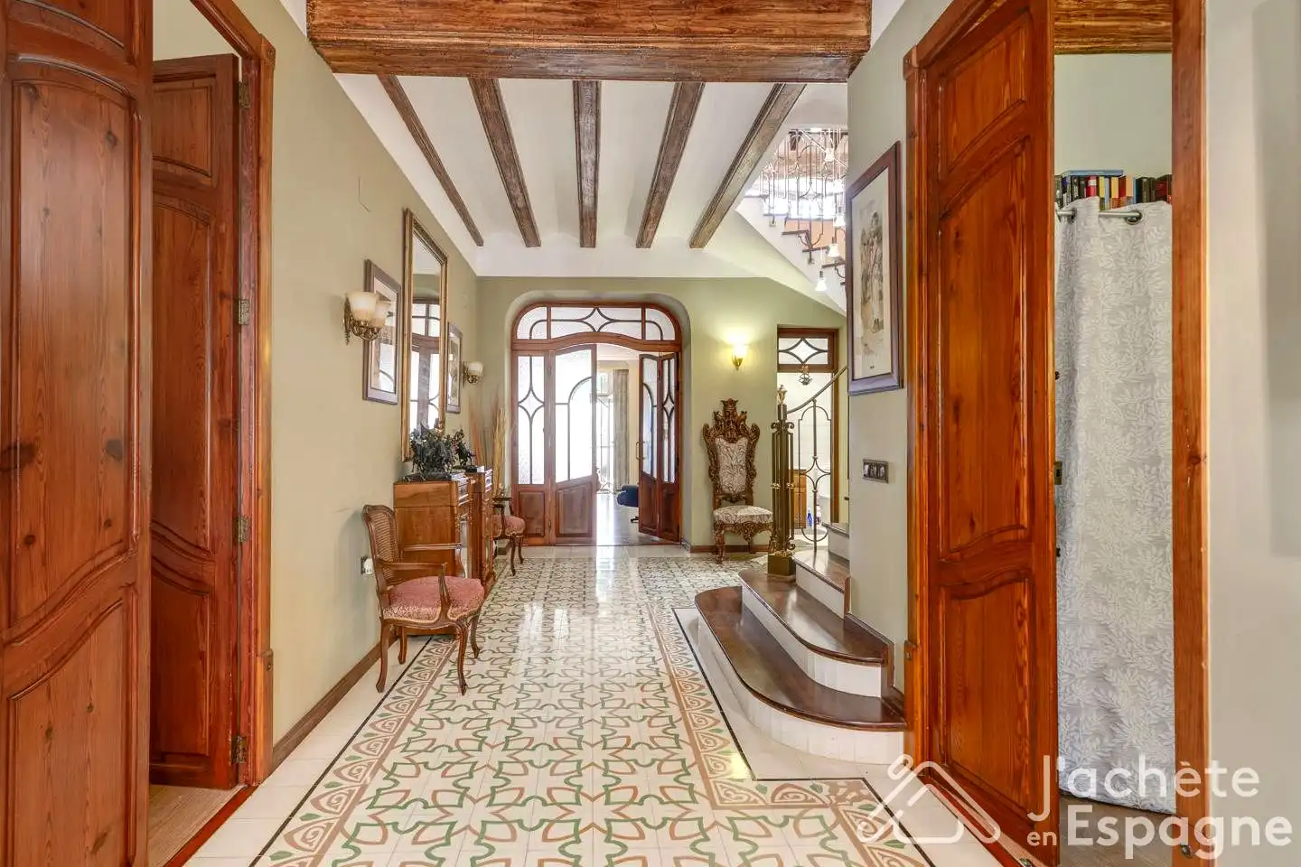 Casa o xalet en venda en Alcàsser amb Jardí privat, Moblat i Balcó