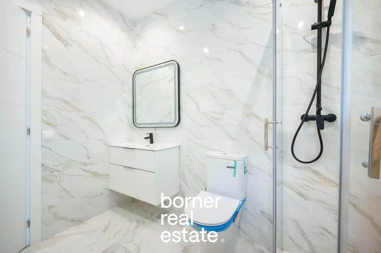 Baño de Casa o chalet en venta en Sant Cugat del Vallès con Aire acondicionado, Calefacción y Jardín privado