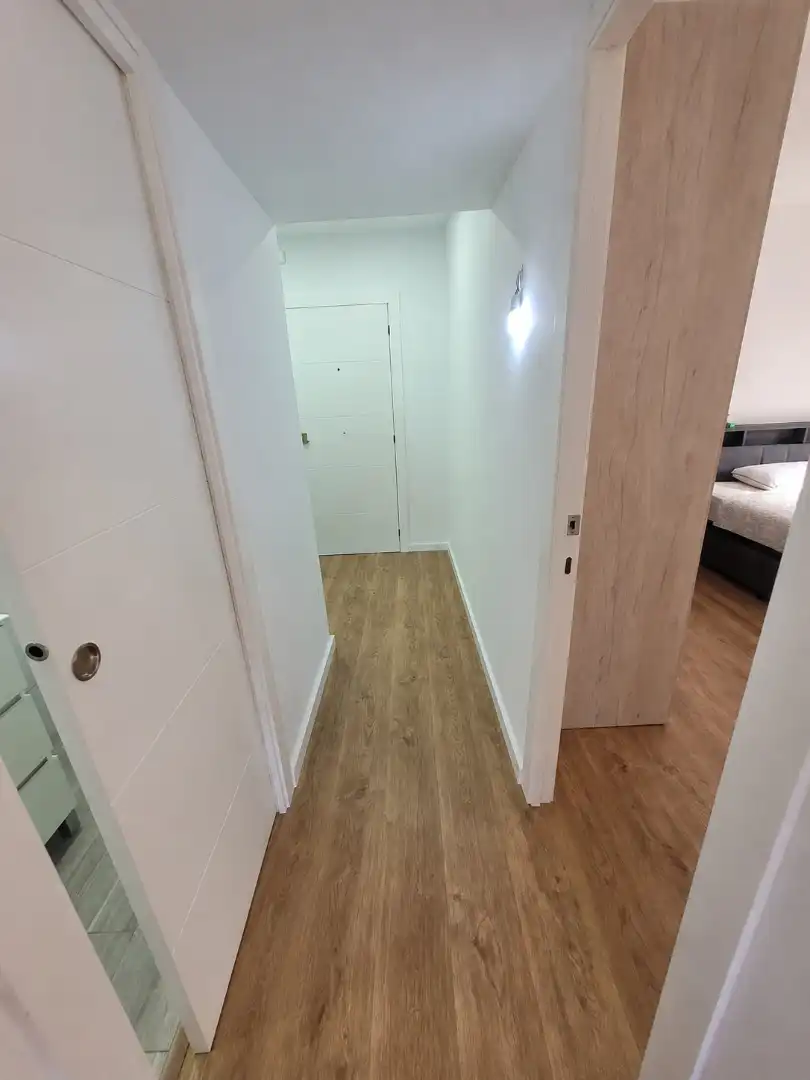 Wohnung zum Verkauf in El Prat de Llobregat mit Klimaanlage, Heizung und Ofen