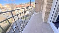 Vista exterior de Apartament en venda en Estella / Lizarra amb Calefacció, Traster i Balcó