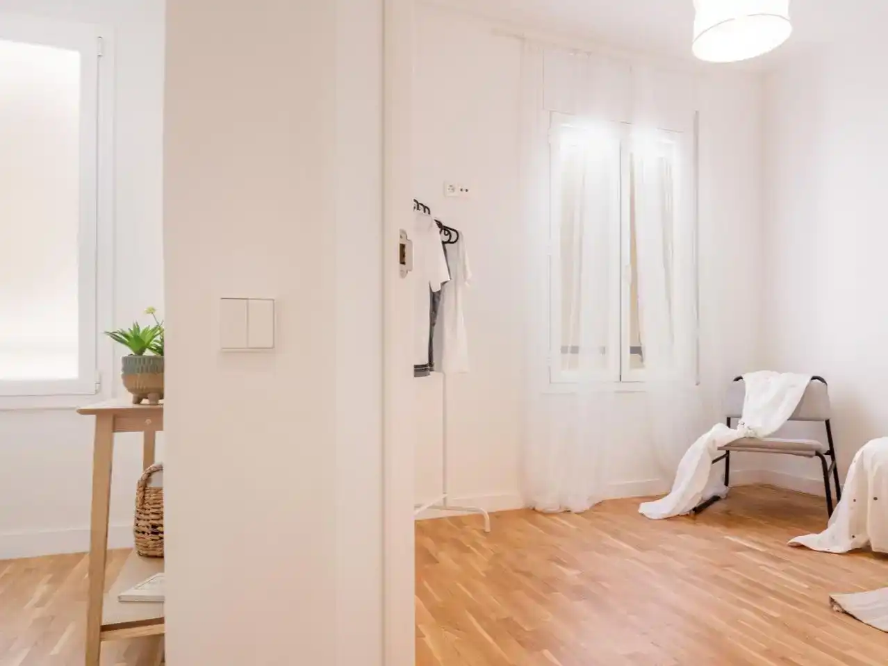 Habitación de Piso en venta en  Barcelona Capital con Aire acondicionado y Balcón