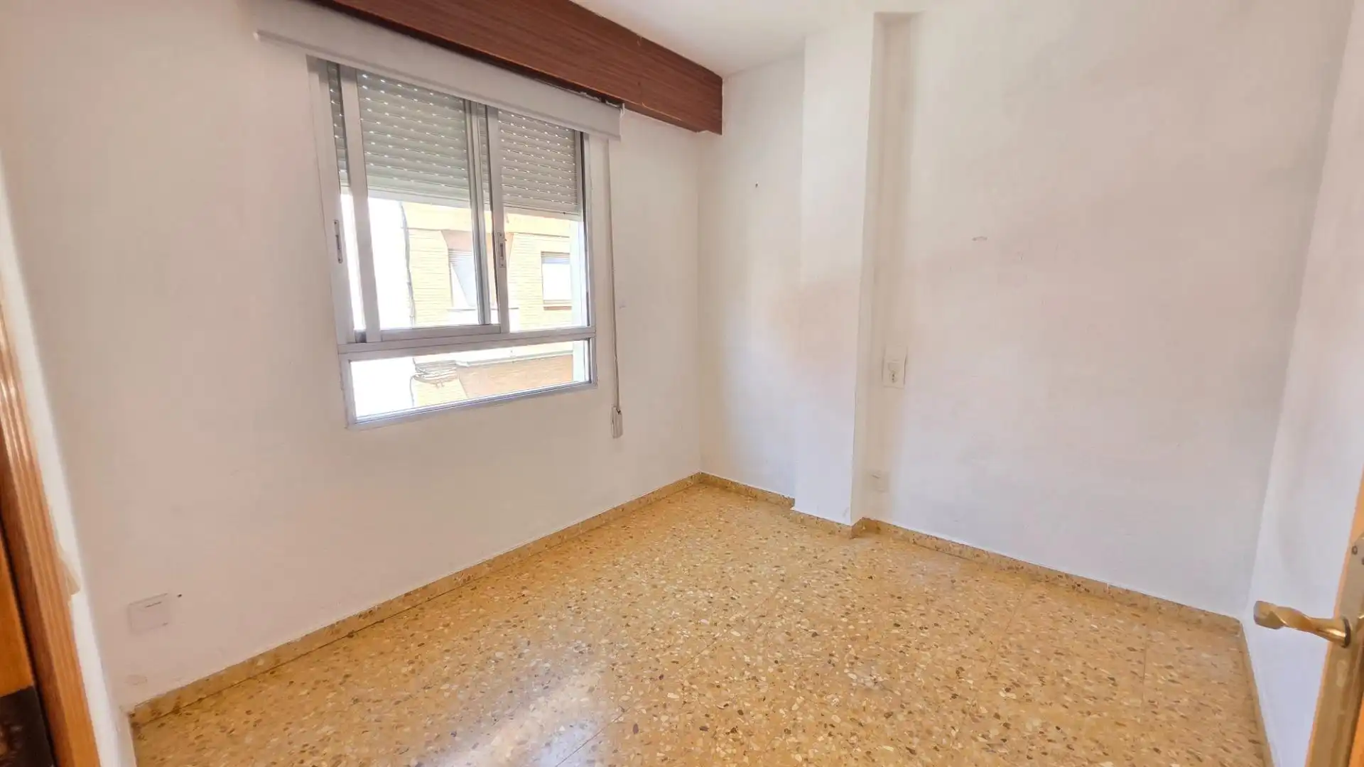 Flat for sale in MESTRE SERRANO, Centro Ciudad