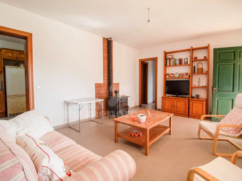 Sala d'estar de Finca rústica en venda en Maó - Mahón amb Jardí privat, Terrassa i Piscina